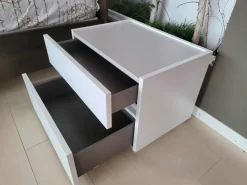 Comodino modello Replay monoscocca Tomasella a PREZZI OUTLET