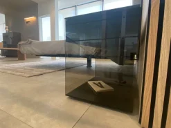 Comodino modello Upglass di Lago scontato