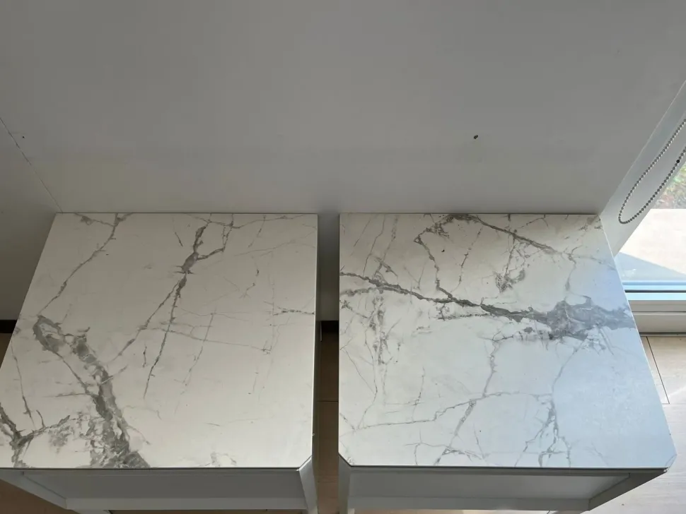 Comodino York Calligaris scontato per una camera da letto moderna