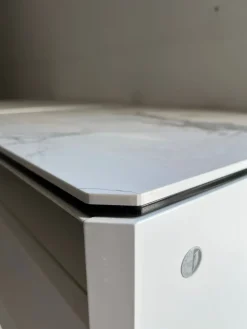 Comodino York Calligaris scontato per una camera da letto moderna