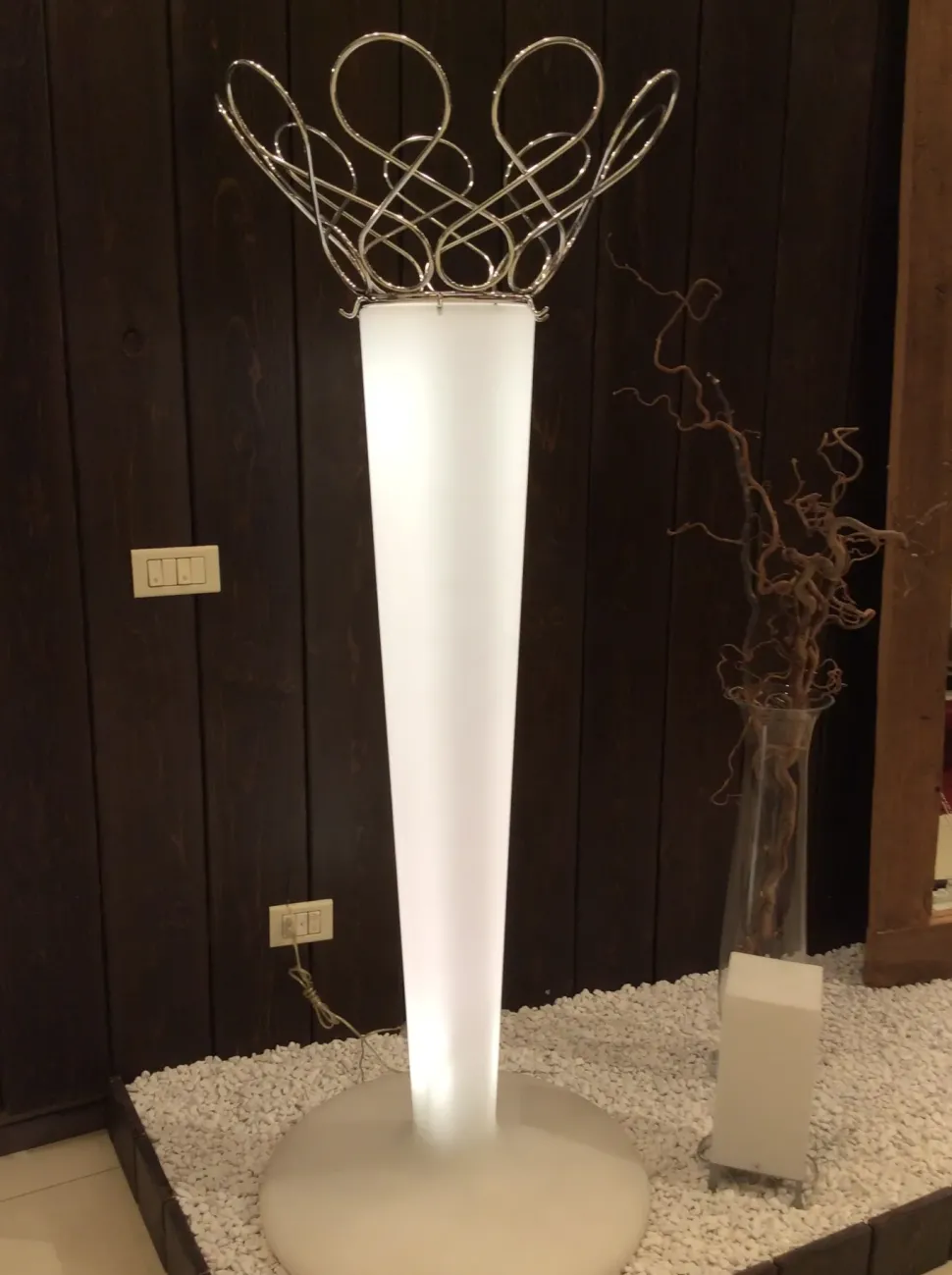 Complemento Bonaldo Appendiabiti/lampada battista Design