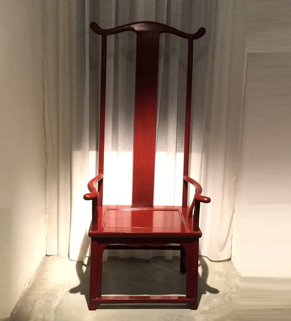 Complemento d'antiquariato in stile neoclassico in Offerta Outlet