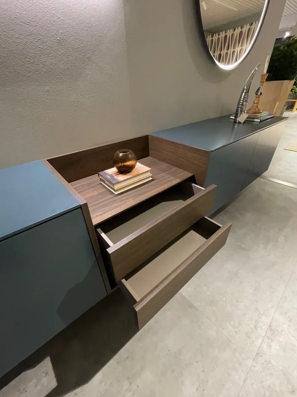 Composizione per il living modello Giro giro di Novamobili in Offerta Outlet