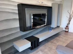 Composizione per il living modello Wallover di Caccaro a prezzo Outlet