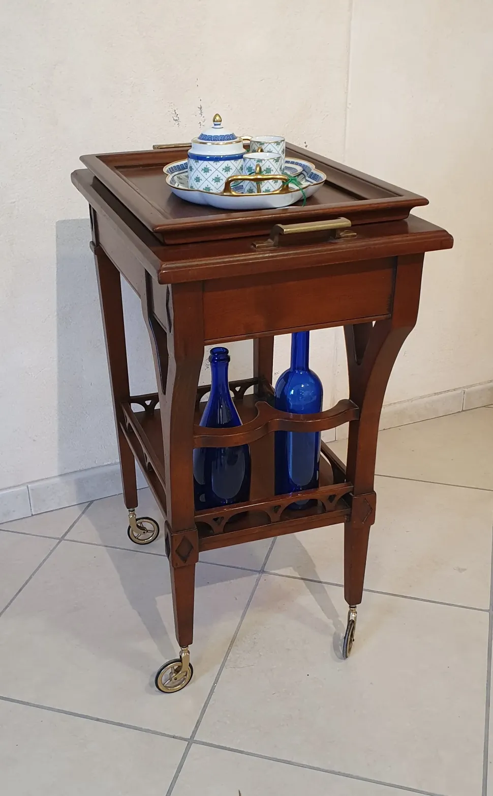 Consolle modello Carrellino porta vivande Artigianale scontata del 40%