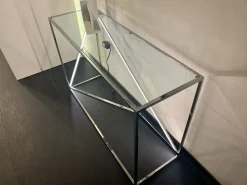 Consolle modello Consolle illuminata Collezione esclusiva scontata del 40%