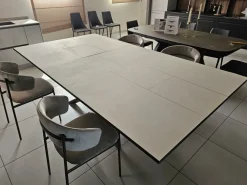 Contatta il venditore per scoprire il prezzo del tavolo Tavolo ceramica luce Ozzio