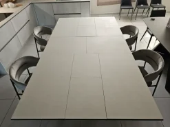 Contatta il venditore per scoprire il prezzo del tavolo Tavolo ceramica luce Ozzio