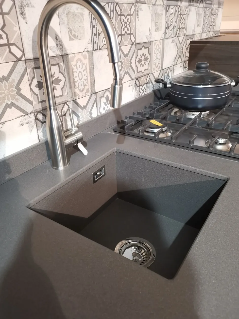 Cucina a PREZZI OUTLET in laminato materico Ar-tre -61%