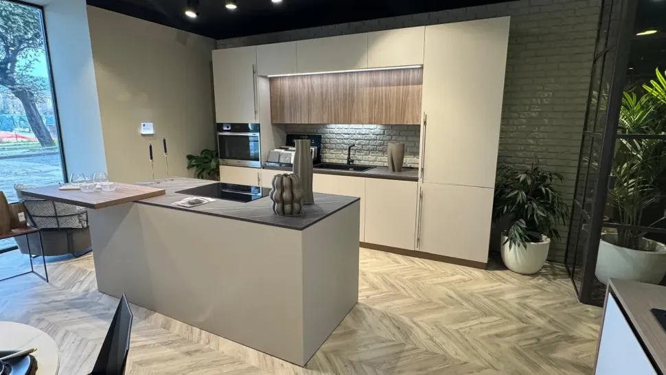 Cucina a PREZZI OUTLET in laminato materico Stosa -40%