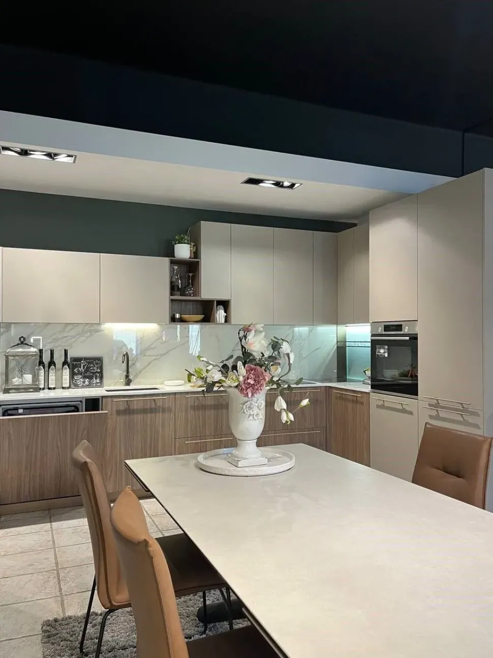 Cucina a PREZZI OUTLET in laminato opaco Stosa -20%