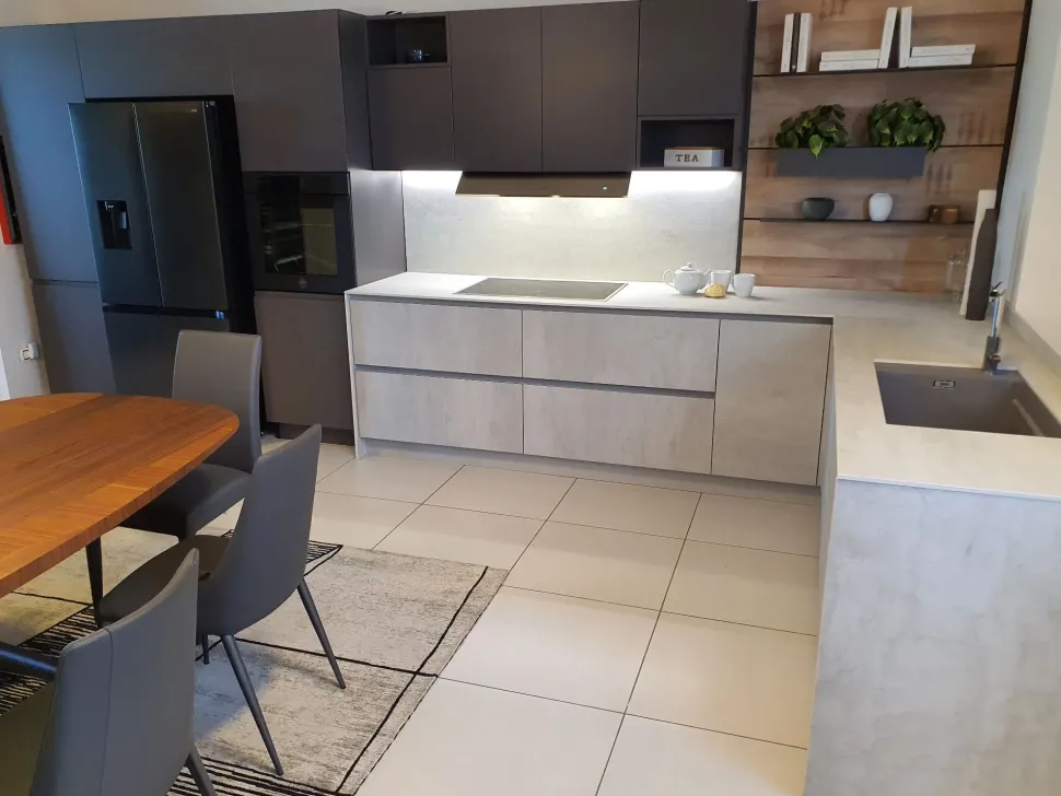 Cucina a PREZZI OUTLET in laccata opaco Arredo3 -43%