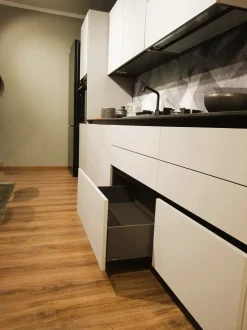 Cucina a PREZZI OUTLET in laccato opaco Febal -50%