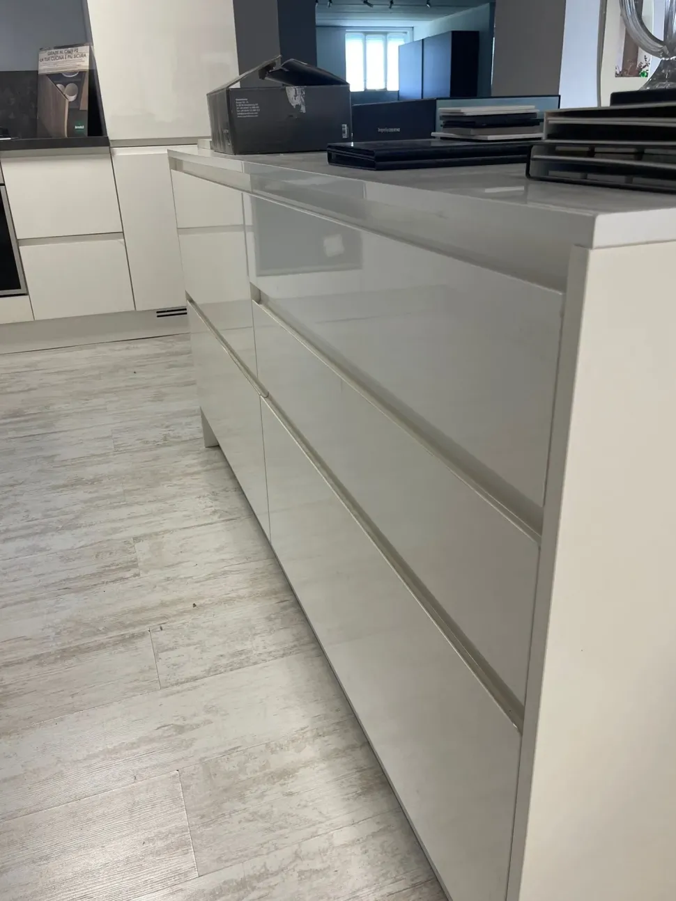 Cucina a PREZZI OUTLET in laccato lucido Arredo3 -59%