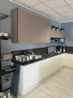 Cucina a PREZZI OUTLET in laccato lucido Arredo3 -59%