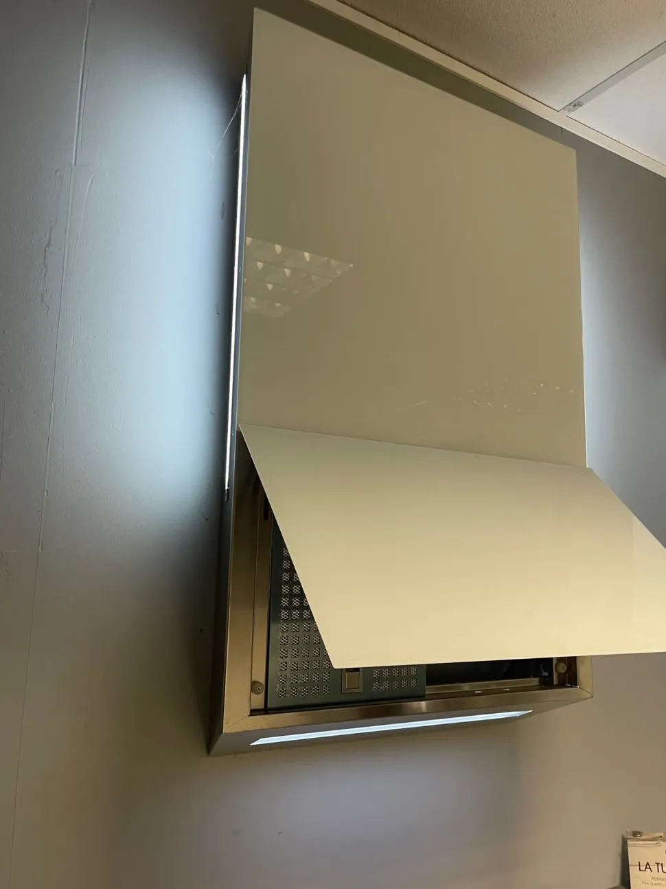 Cucina a PREZZI OUTLET in laccato lucido Arredo3 -59%