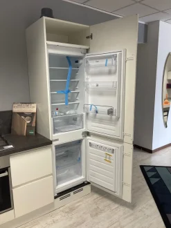 Cucina a PREZZI OUTLET in laccato lucido Arredo3 -59%