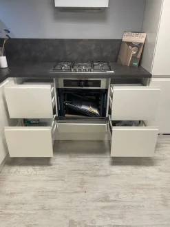 Cucina a PREZZI OUTLET in laccato lucido Arredo3 -59%