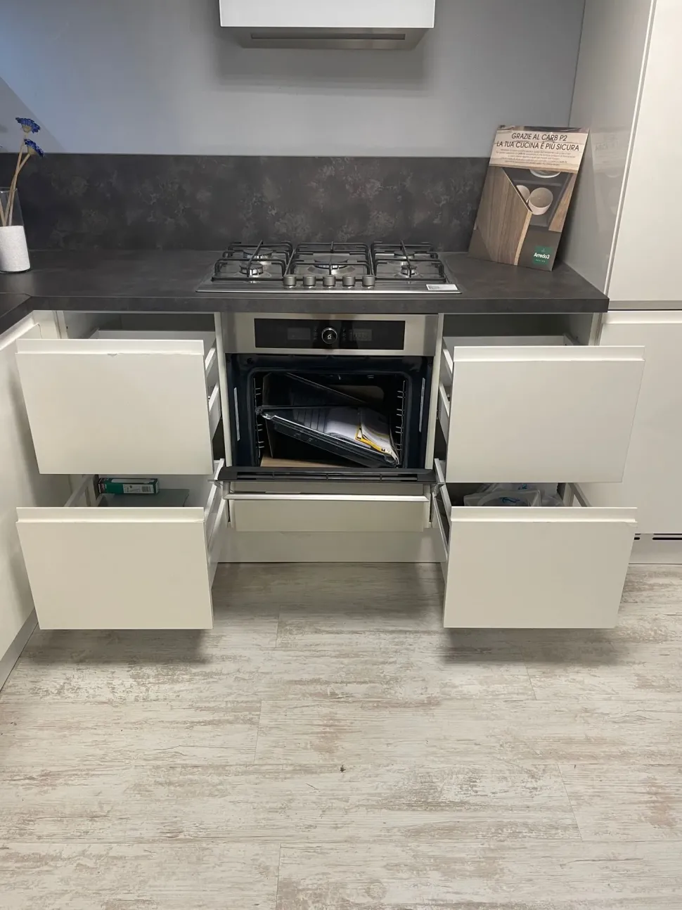 Cucina a PREZZI OUTLET in laccato lucido Arredo3 -59%