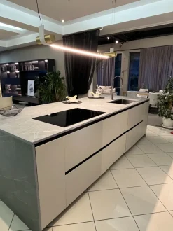 Cucina a PREZZI OUTLET in laccato lucido Stosa -49%