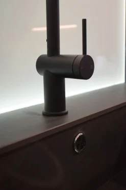 Cucina a PREZZI OUTLET in laccata opaco Arredo3 -50%