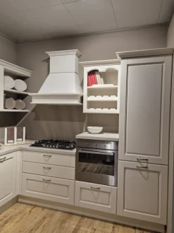 Cucina a prezzo ribassato ad angolo classica Agnese Lube cucine