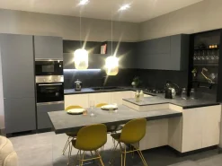 Cucina a prezzo ribassato ad angolo moderna Liberamente Scavolini