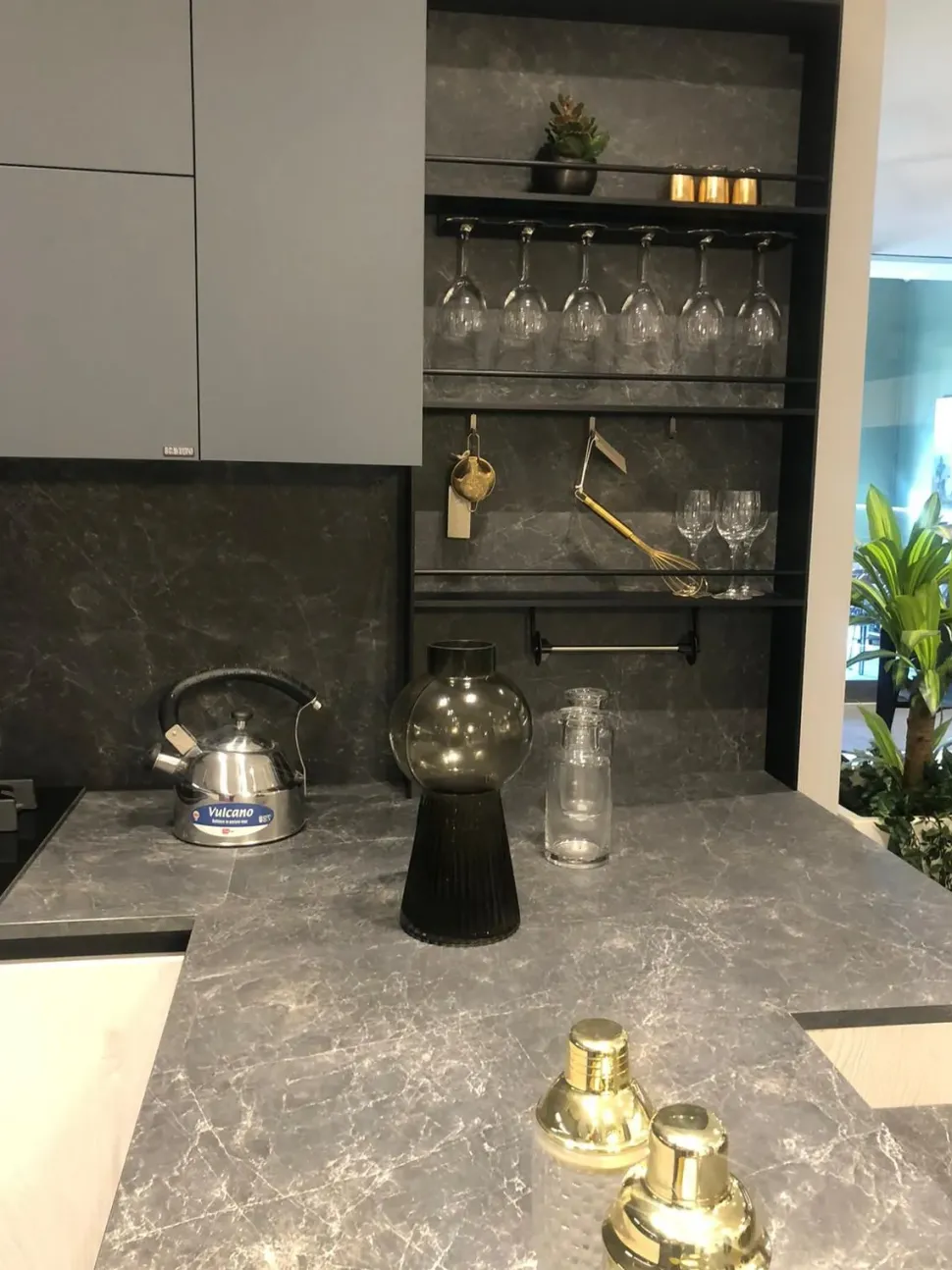 Cucina a prezzo ribassato ad angolo moderna Liberamente Scavolini