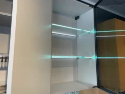 Cucina a prezzo scontato con penisola moderna Loft-wall Arrex