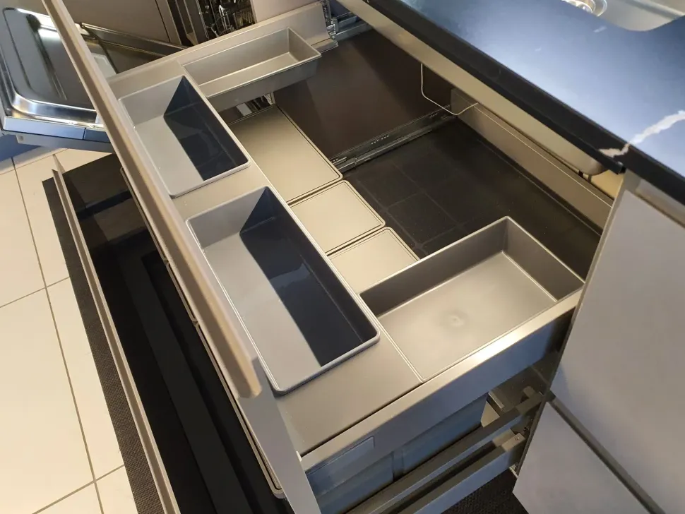 CUCINA ad angolo Arredo3 K5 wega SCONTATA 42%