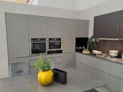 Cucina ad angolo design grigia Stosa Karma a soli 10600 Euro