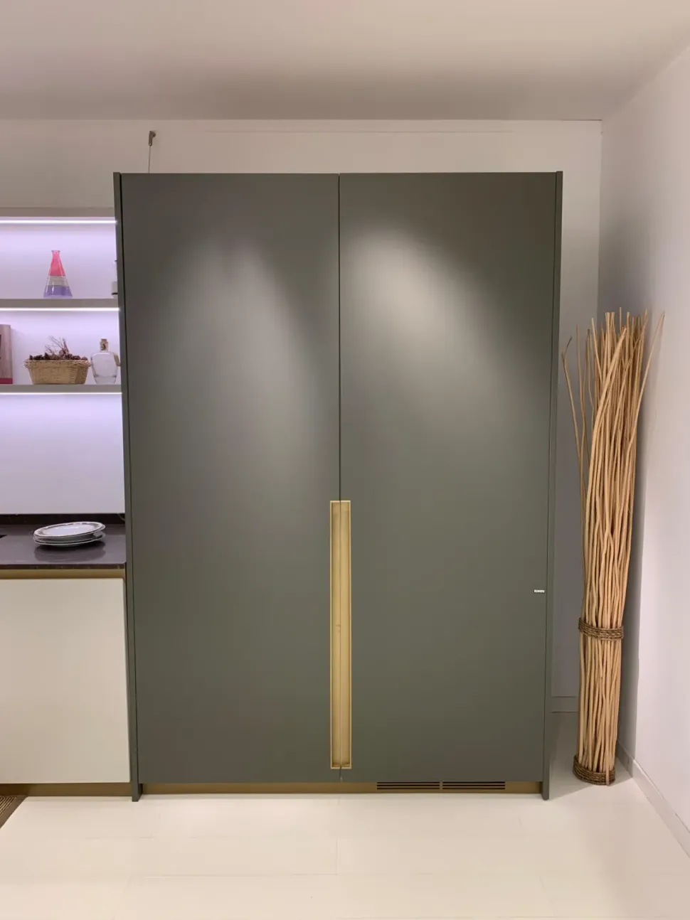 Cucina ad angolo in laccata opaco a prezzo ribassato 28%