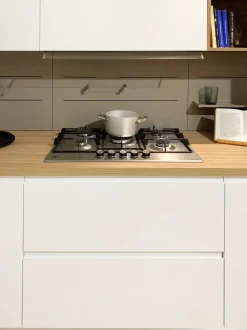 Cucina ad angolo in laccata opaco rovere chiaro Pura a prezzo scontato
