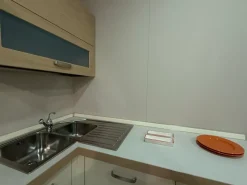 Cucina ad angolo in laminato materico rovere chiaro Papavero  a prezzo ribassato