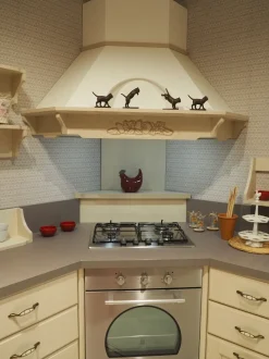 Cucina ad angolo in legno magnolia Madeleine a prezzo ribassato