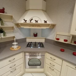 Cucina ad angolo in legno magnolia Madeleine a prezzo ribassato