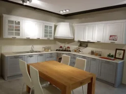 Cucina ad angolo in legno a prezzo scontato 36%