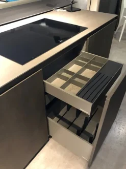 Cucina ad angolo in melaminico a prezzo scontato 50%