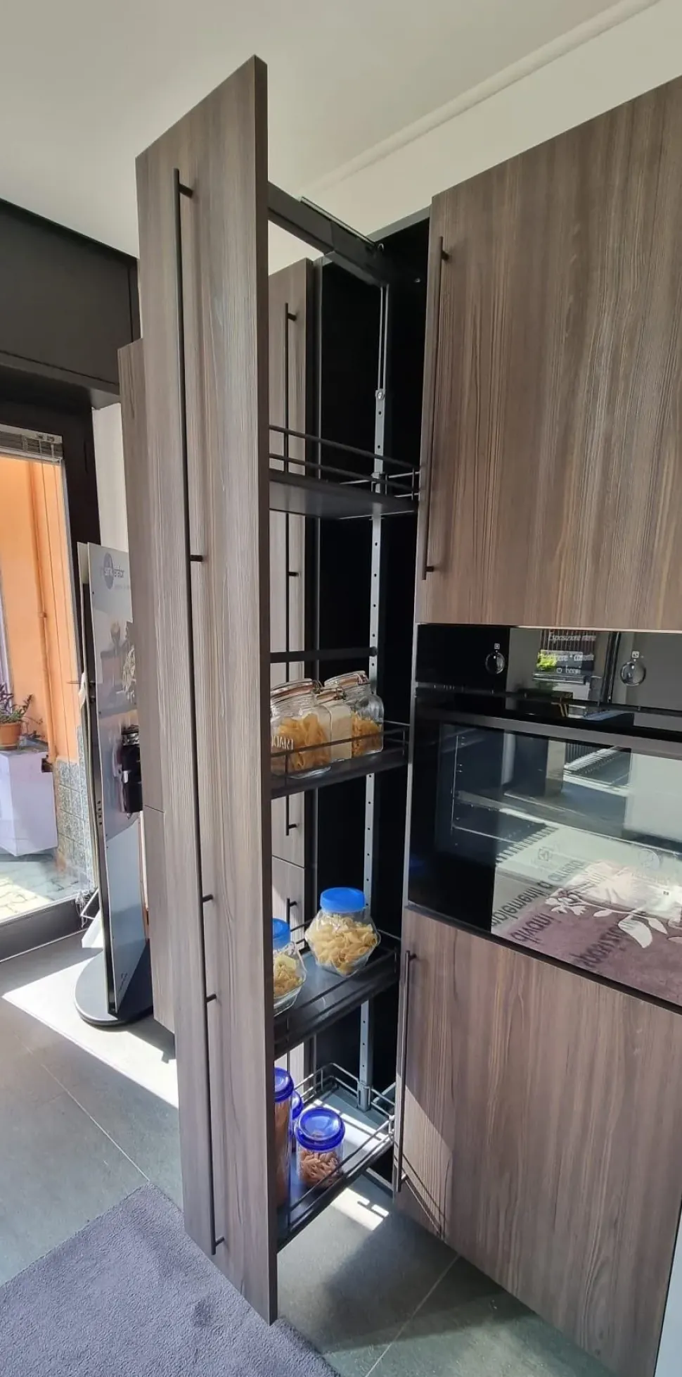 Cucina ad angolo in polimerico opaco altri colori Metropolis a prezzo scontato