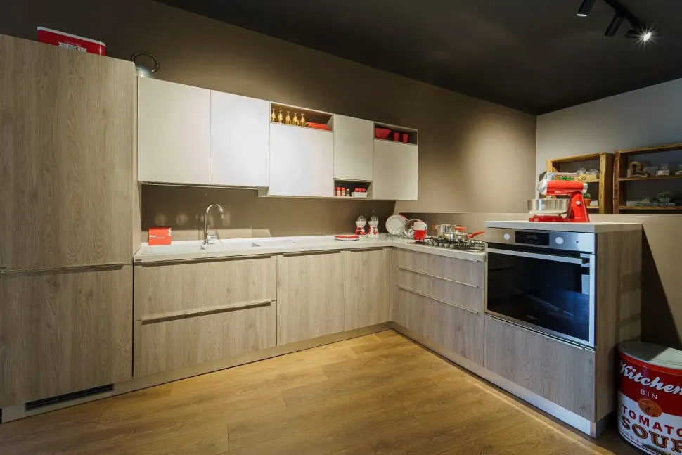 Cucina ad angolo moderna altri colori Scavolini Mood liberamente