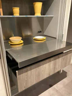 Cucina ad isola in resina cementizia bianca Obliqua  a prezzo scontato