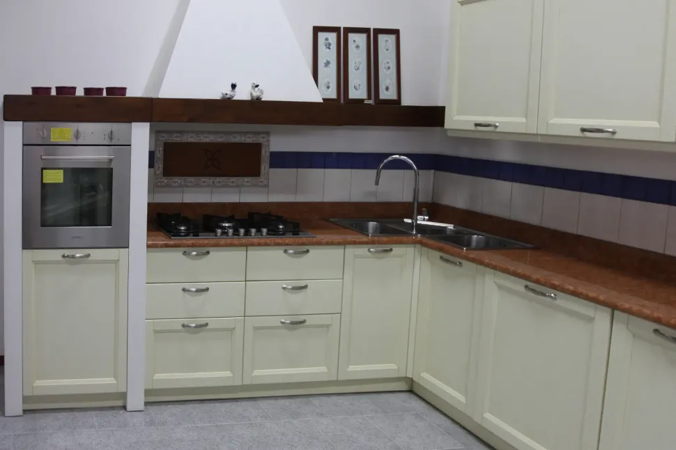 Cucina altri colori classica ad angolo U802 greca  Artigianale in Offerta Outlet