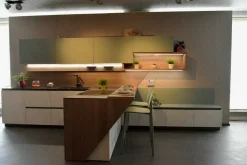 Cucina altri colori design con penisola Stosa Metropolis fenix cemento a soli 13500 Euro