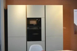 Cucina altri colori design con penisola Stosa Metropolis fenix cemento a soli 13500 Euro