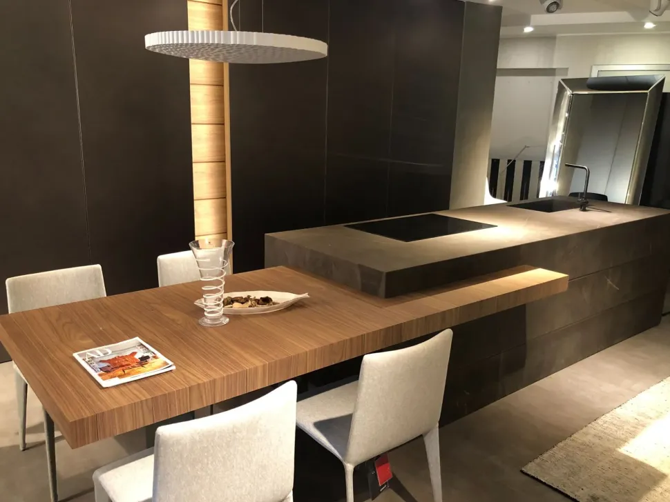 Cucina altri colori design con isola Modulnova Skill gres