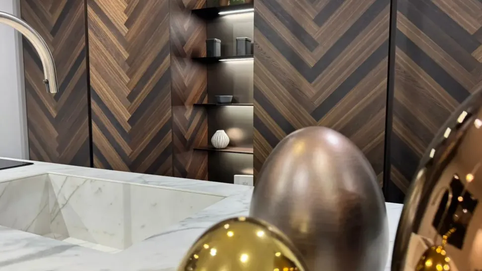 Cucina altri colori design con isola Binova Mantis a soli 26000 Euro