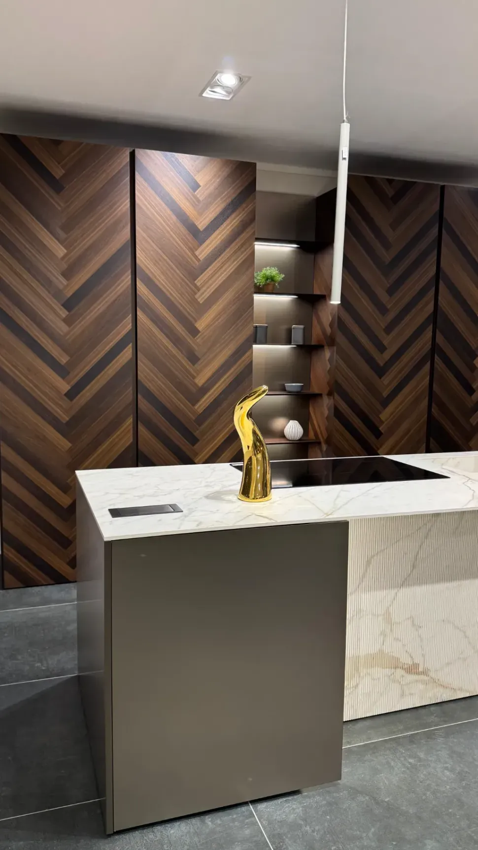 Cucina altri colori design con isola Binova Mantis a soli 26000 Euro