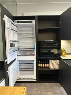 Cucina altri colori design lineare Bluna Binova