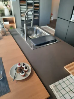 Cucina altri colori design con isola Metropolis aliant  Stosa