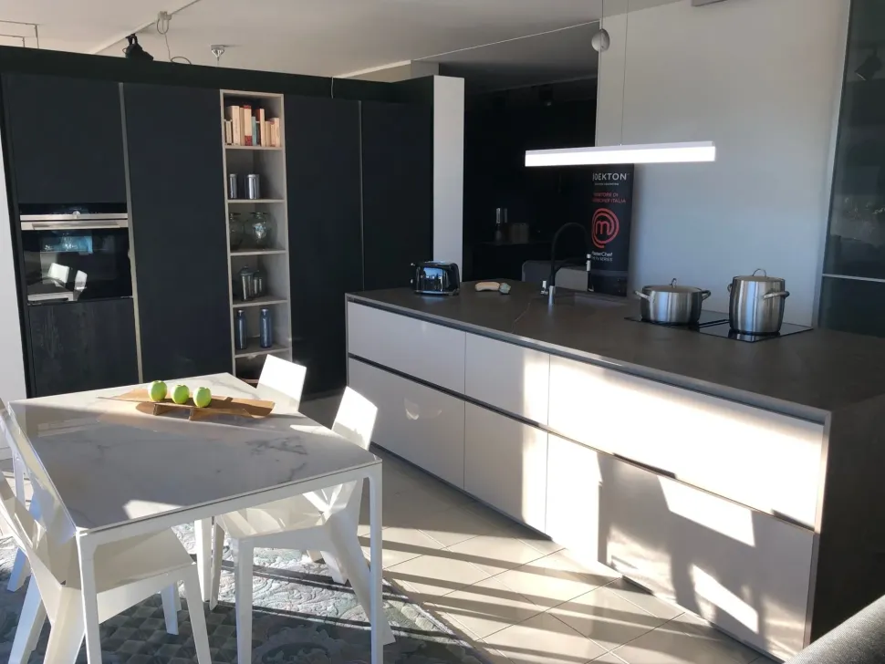 Cucina altri colori moderna ad isola Time Gentili group